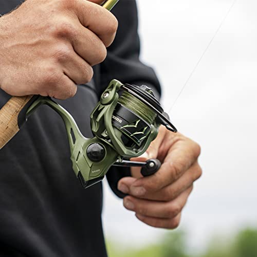 KastKing Spartacus II Spinning Reel – Sealed Carbon Fiber 22LBs Max Drag – 7+1 Stainless BB for Saltwater&Freshwater – 5.2:1 Gear Ratio – Size 500&1000 Perfect for Ice Fishing - size: 4000