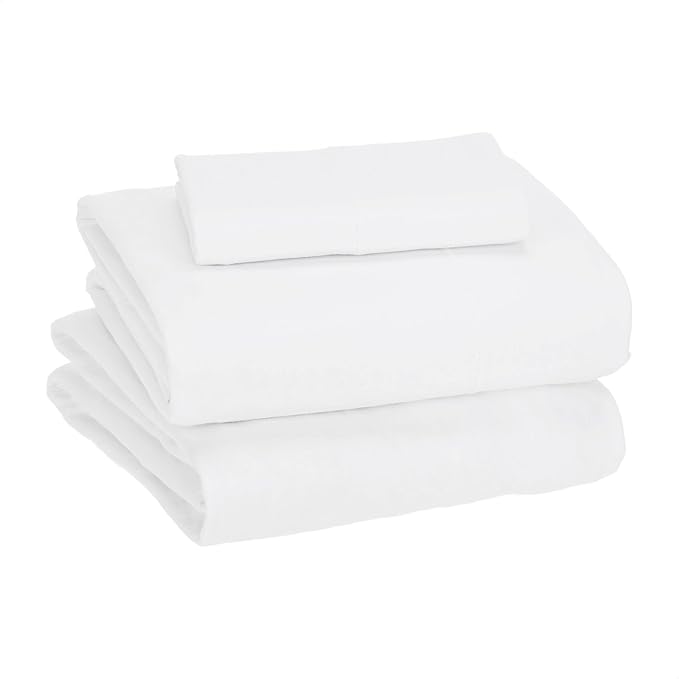 Amazon Basics 3 Piece Bed Sheets Set, 100% Cotton Jersey, Includes Super Soft, Flat and Fitted Sheets, Pillowcase, Toddler, White, Solid
