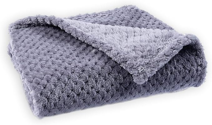 Pet Blanket Warm Soft Dog Blankets Washable Cat Throw Blankets Sofa Bed Couch Furniture Protector Cover for Small Medium Large Dogs Cats, Purple, 31" x 39"