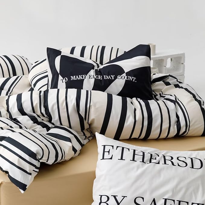 KAREVER Striped Comforter Set Full Black and White Comforter Men Women Modern Chic Stripes Bed Comforters Beige Black Striped Full Ticking Bedding Comforter Set All Season Hotel Quality Bed Set