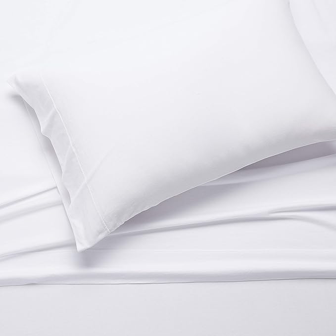 Amazon Basics 3 Piece Bed Sheet Set, 100% Cotton Jersey, Includes Super Soft, Flat and Fitted Sheets, Pillowcase, Twin, White, Solid