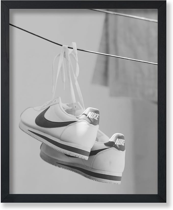 Poster Master Shoes in Clothesline Print