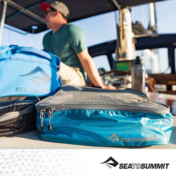 Sea to Summit Travelling Light Garment Mesh Bag Packing Organizer, Small, Pacific Blue