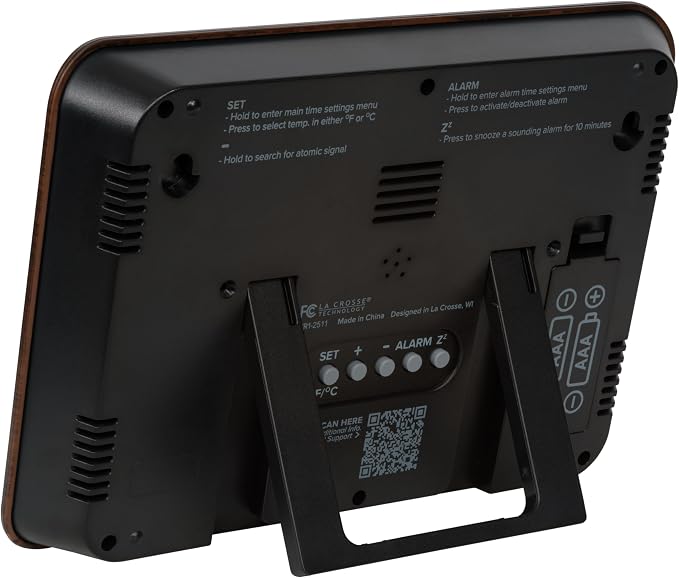 La Crosse Technology 513-17907-INT Digital Atomic Clock