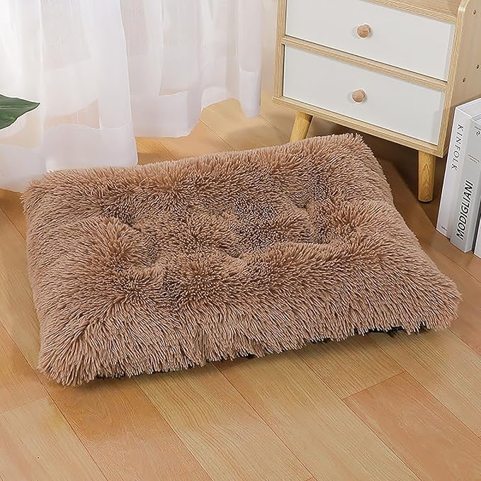 Dog Crate Mat, Dog Bed for Large Dogs, Comfy Fluffy Kennel Pad Anti-Slip for Dog beds & Furniture, Quilted Dog Bed for Pets for Medium/Small Dogs Cats (Color : Khaki, Size : 48x33)