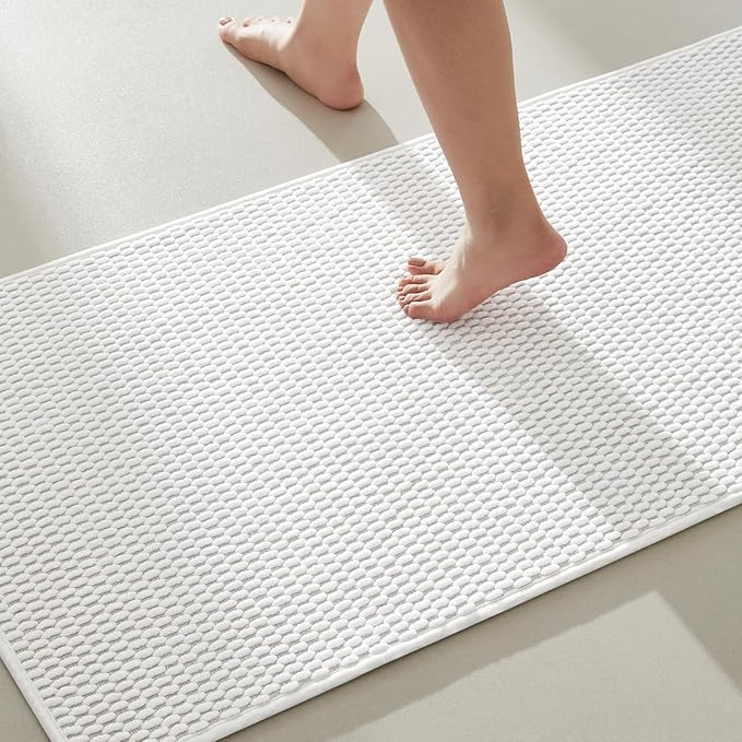 Bathroom Rugs Non Slip Washable, Super Absorbent Thin Bath Mat Quick Dry Low Pile Bathroom Rug, White 24"x47"