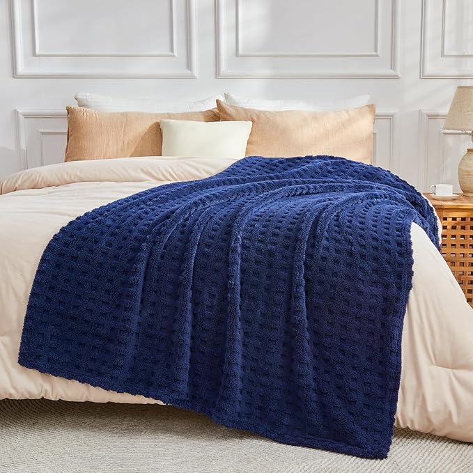 NEWCOSPLAY Super Soft Queen Blanket Navy Premium Silky Flannel Fleece 3D Waffle Checkered Lightweight Bed Blanket All Season Use (Dark Navy, Queen(90"x90"))
