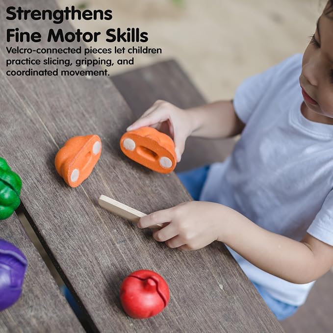 PlanToys 5 Wooden, Colorful Vegetable (Veggie) Food Playset (3431) | Sustainably Made from Rubberwood and Non-Toxic Paints and Dyes. | broccoli, pepper, pumpkin, garlic, cabbage, kids kitchen playset, girls, boys, fine motor imaginative role play gift set