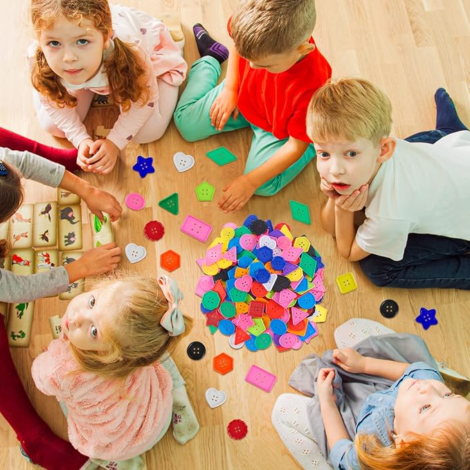 Taiyin 400 Pcs Big Bright Buttons Craft 1.2 Inch Kids Vivid Colors Large Buttons Plastic Assorted Cute Shape Colorful Toys for Arts, Crafts DIY Projects