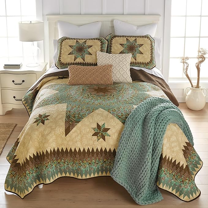 Donna Sharp Contemporary Polyester Quilt Set - Sea Breeze Star - 3-Piece King Size Quilt Set, Includes Quilt, and Two King Pillow Shams Perfect for Coastal and Souhtwest Decor