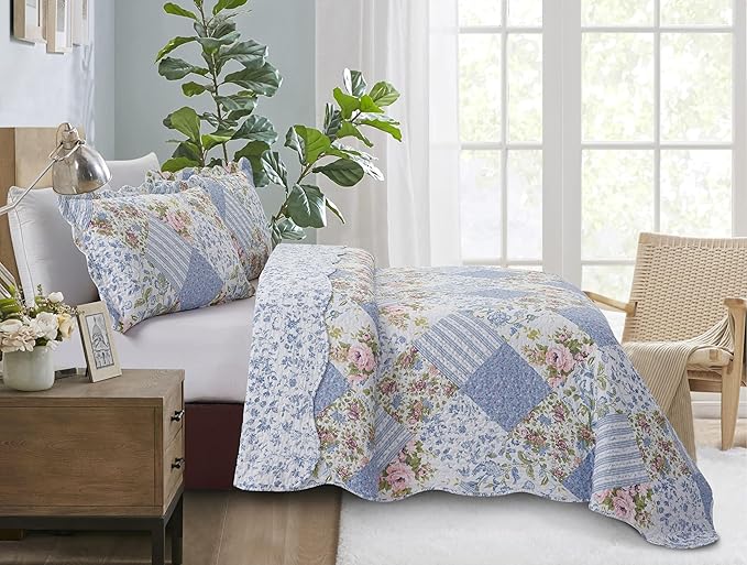 Brilliant Sunshine Blue Rose Patchwork, 3-Piece Quilt Set with 2 Shams, Reversible Bedspread, Soft Lightweight Coverlet, All-Season, King, Blue Rose